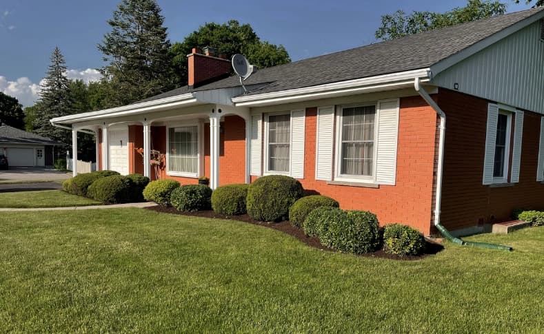 Property maintenance by TLR Landscaping